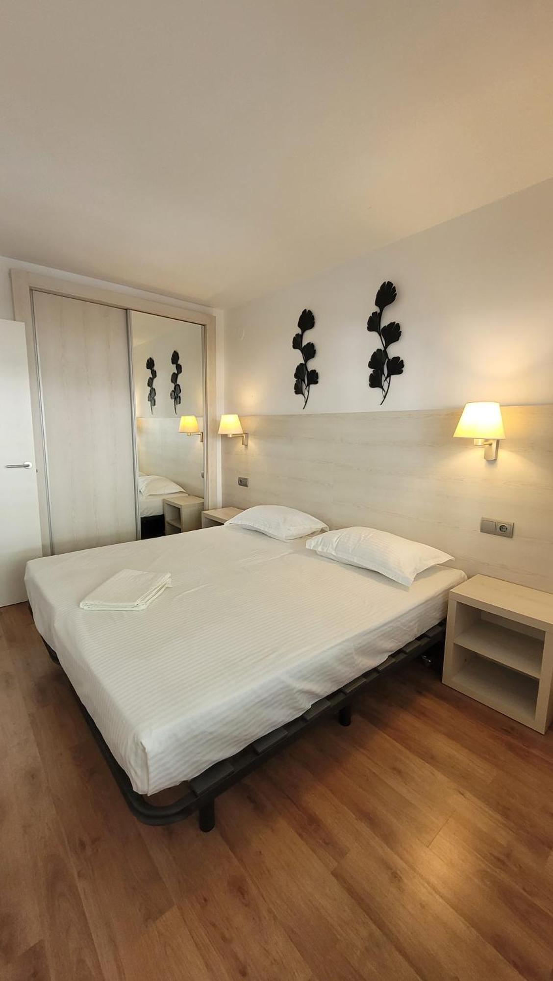 Platan Apartment 萨洛 外观 照片